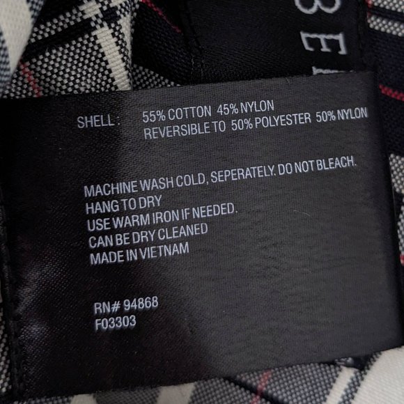 Bernardo Reversible Plaid Water Resistant Raincoat / Trenchcoat - Picture 12 of 12